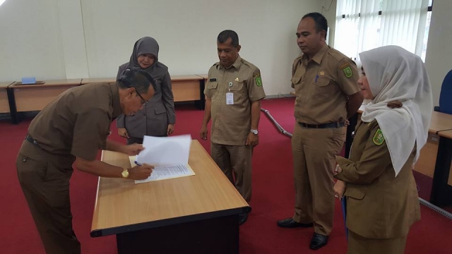 Serah Terima Jabatan Kepala Dinas dan Esselon III