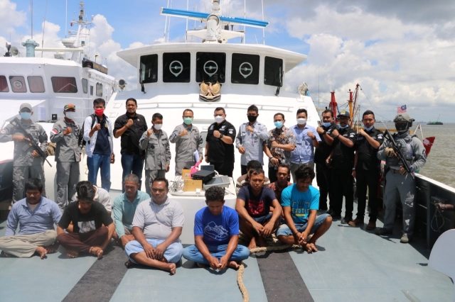 Bakamla serahkan tersangka kapal asing ke Stasiun PSDKP belawan dan DKP Provinsi Riau