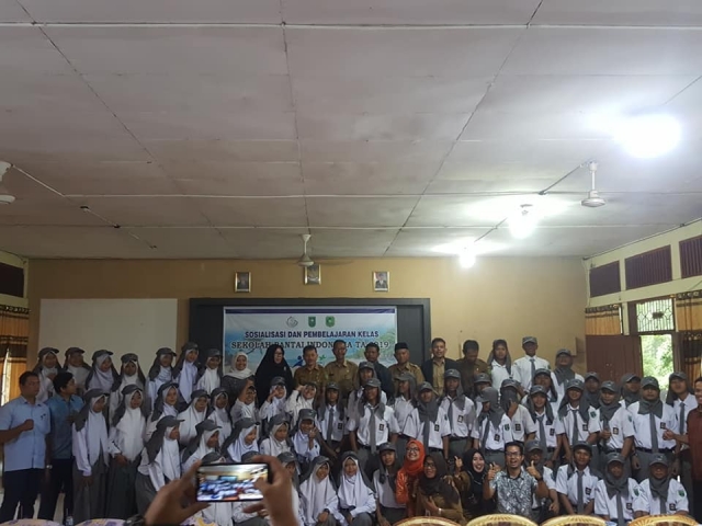 SOSIALISASI DAN PEMBELAJARAN KELAS SEKOLAH PANTAI INDONESIA DI SMKN 1 TEBING TINGGI
