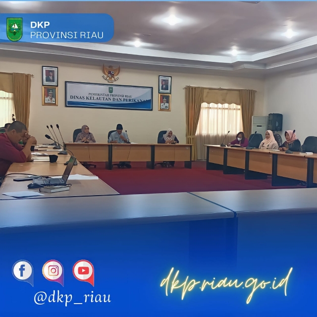 Kepala Dinas Kelautan dan Perikanan Provinsi Riau Melakukan Kegiatan Rapat Internal