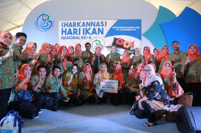 Riau Juara 1 Menu Keluarga Lomba Masak Serba Ikan