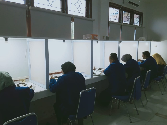 Pembentukan dan Pemeliharaan Panelis Standar Internal Laboratorium Organoleptik UPT. PMHP Dumai